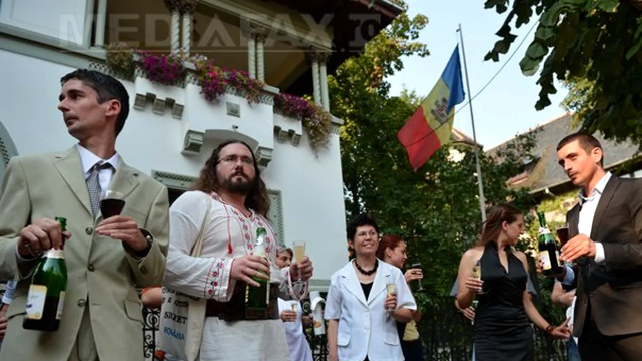 Ziua Republicii Moldova să fie sărbătoare legală şi în România