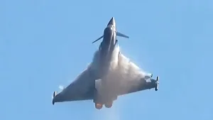 MApN: Două aeronave Typhoon au fost ridicate pentru a monitoriza situația aeriană la frontiera cu Ucraina