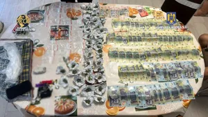Tânăr de 18 ani, reținut pentru trafic de droguri de risc și mare risc la Botoșani