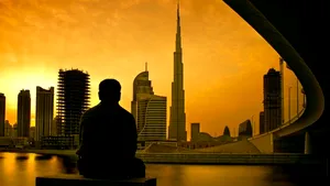 MAE: Mai mulţi muncitori români din Dubai vor fi repatriaţi pe banii subcontractorului din România