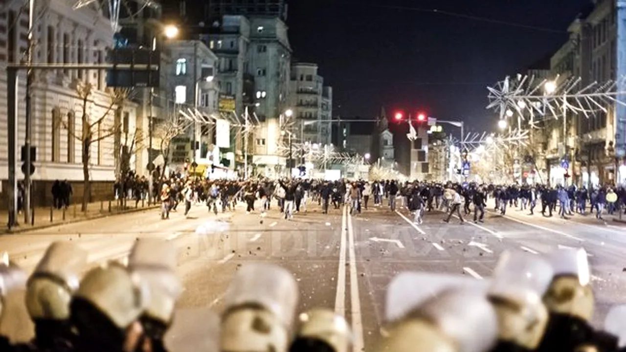 Iliescu: Actele de violenţă au apărut ca o provocare, o diversiune pentru a discredita protestele