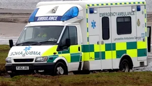 Un mort şi patru răniţi în Anglia, în urma unei explozii la o casă