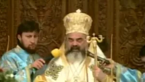 Patriarhul Daniel: Să ne rugăm pentru pace în Orientul Mijlociu şi pentru umanitate (Video)