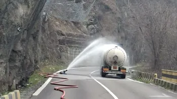 Valea Oltului rămâne închisă marți noaptea din cauza cisternei din care se scurge GPL