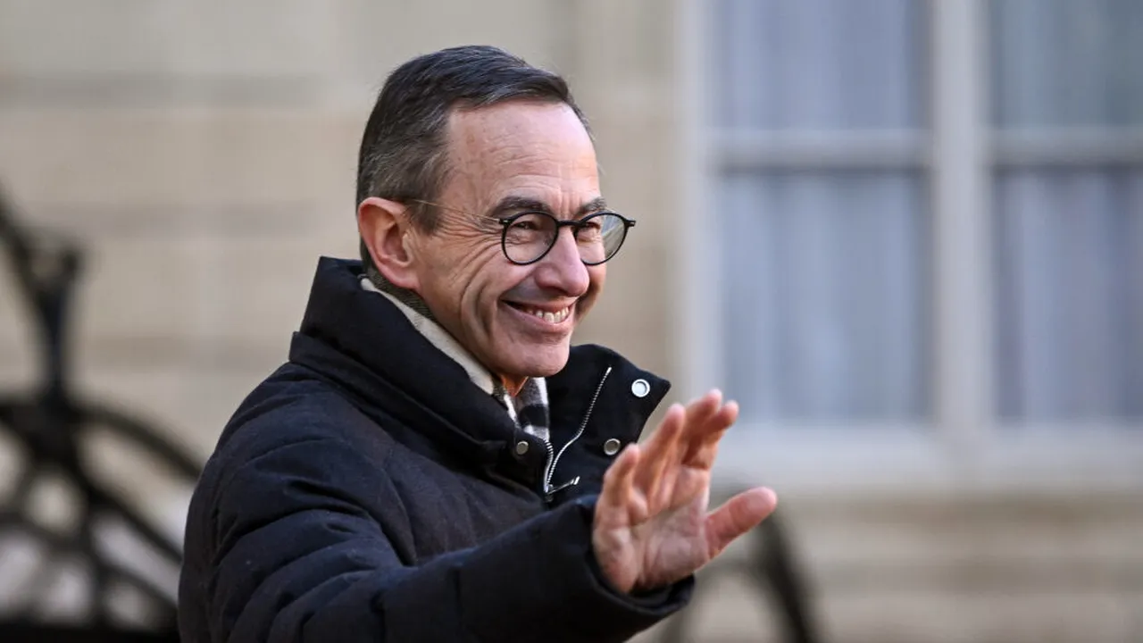 Următorul prim-ministru francez nu trebuie să fie unul dintre aliații lui Macron, spune un lider al coaliției