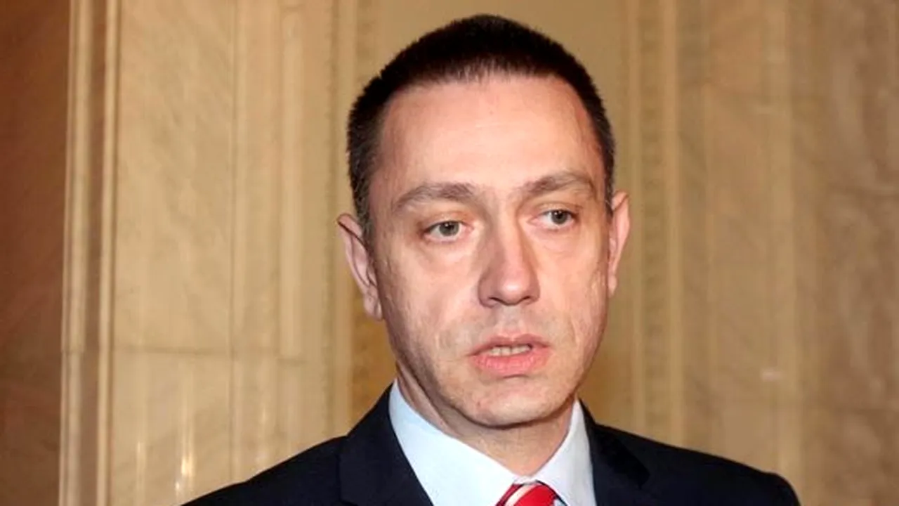 BIOGRAFIE - Cine e Mihai-Viorel Fifor, propus ministru al Transporturilor: Un licenţiat în Filosofie şi fost manager al Muzeului Olteniei din Craiova
