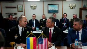 Darryl Nirenberg, ambasadorul SUA în România a asistat la o demonstrație militară