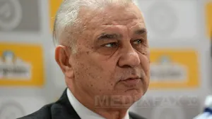 Unul dintre fiii lui Iordănescu îi atacă pe 