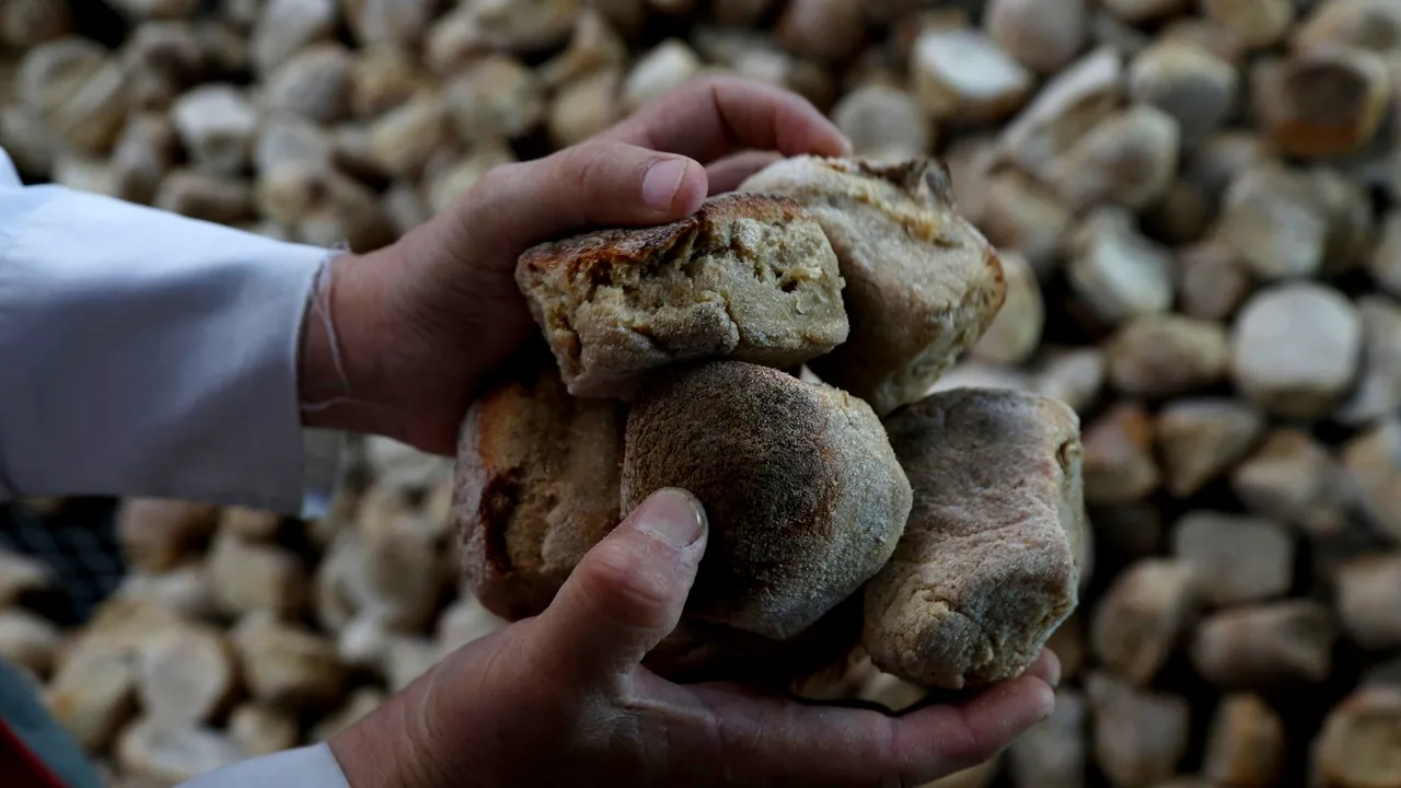 Ţara care se confruntă cu o criză a foamei fără precedent/ Numărul persoanelor lipsite de produse alimentare esenţiale a crescut cu peste 1 milion de la începutul pandemiei