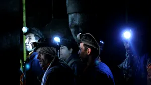 Minerii de la Petrila au reînceput, joi, lucrul în subteran