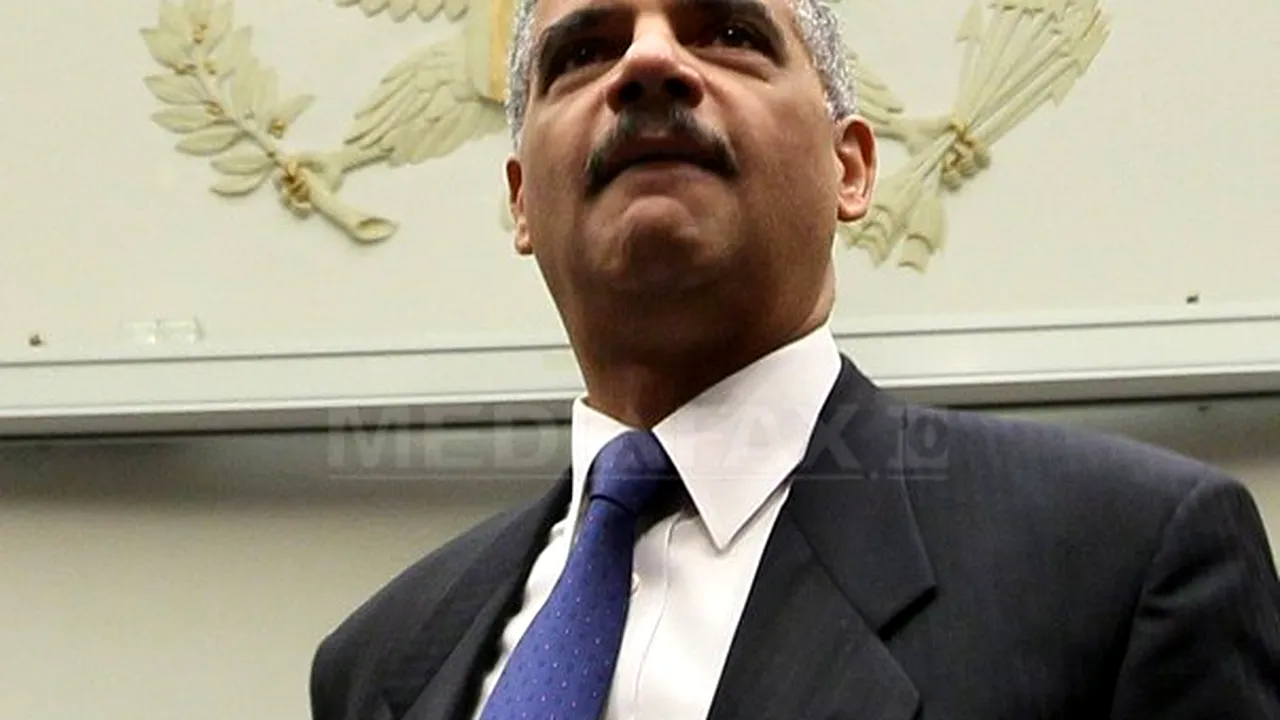 Reuniune a miniştrilor de Interne din statele UE duminică, la Paris, după atentatul din Franţa. La întâlnire va participa şi Eric Holder