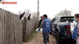 Sute de oameni vor avea masa de Paşte, mulţumită voluntarilor Ford. ”Vezi oamenii care au cu adevărat nevoie”