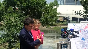 Nicuşor Dan, în carantină, după ce fiica sa s-a îmbolnăvit de COVID-19