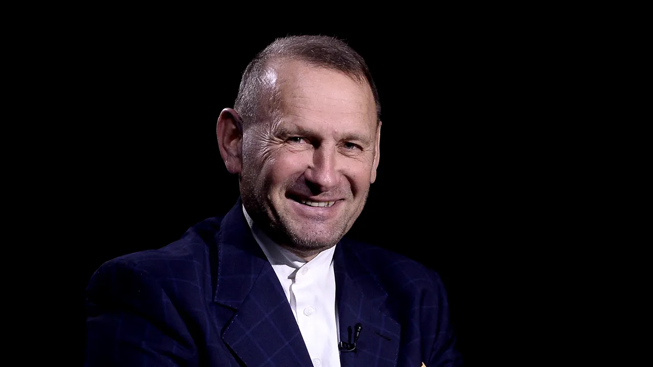 Viorel Cataramă: Psihoza cu statul în casă e greşită. Cei care se ne spun să stăm în casă au burţile şi buzunarele pline