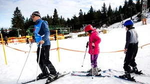 Românii şi-au petrecut Crăciunul în ţară. Care sunt destinaţiile preferate pentru Revelion