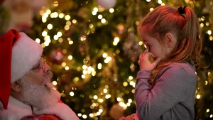 Sărbători fericite! Mesaje de Crăciun: Cele mai frumoase urări pentru cei dragi, cu ocazia sărbătorilor de iarnă