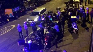 Atac cu ACID pe străzile Londrei | Poliţia britanică a reţinut un posibil suspect al atacurilor de noaptea trecută