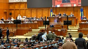 Guvernul Niculescu, la vot în Parlament. Premierul desemnat: „Suntem, poate, la sfârșitul unui ciclu istoric și la începutul altuia”. Principalele promisiuni