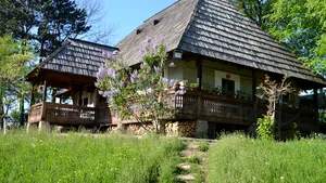 Unde petrec şi câţi bani sunt dispuşi să cheltuie românii în vacanţa de Paşte: Cei mai mulţi preferă Transilvania, Delta Dunării şi satele cu tradiţii din Bucovina  