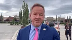 Reporterul care l-a întrebat pe Zelenski de ce nu poartă un costum, recompensat de un jurnalist rus în Alaska. Ce a primit