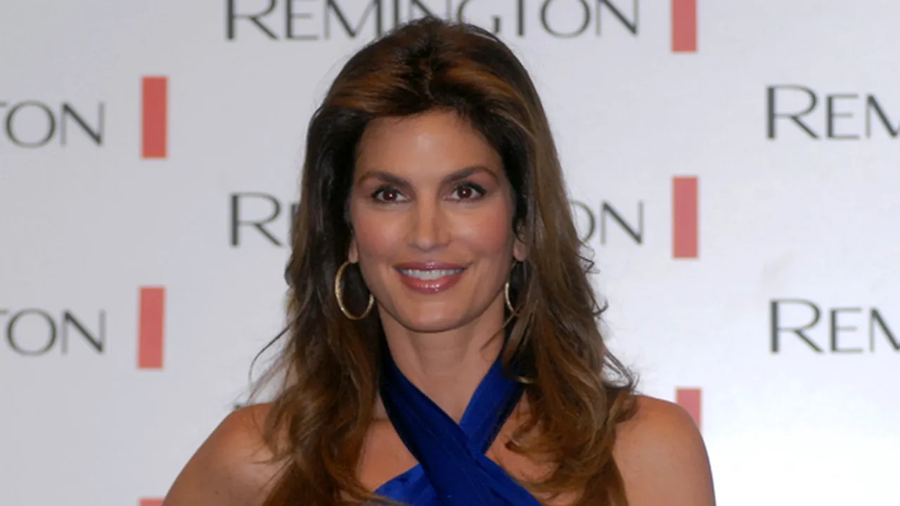 Cindy Crawford, mult prea sănătoasă pentru a fi un manechin de succes în prezent