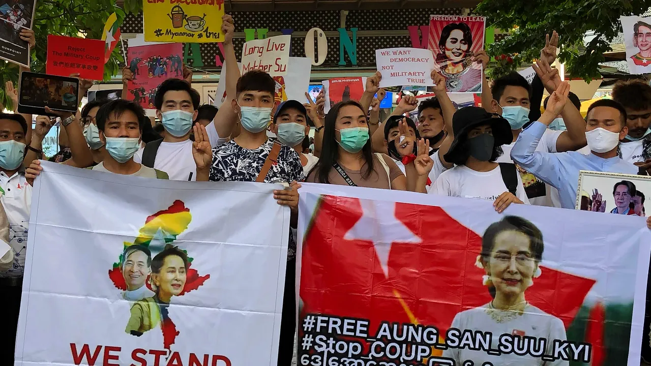 Regimul militar din Myanmar o acuză de corupţie pe Aung San Suu Kyi 