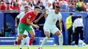 Klopp dezvăluie cum a încercat Liverpool să îl transfere pe Mbappe înainte ca acesta să ajungă la PSG