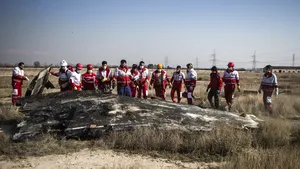 Ce au surprins camerele de supraveghere imediat după prăbuşirea avionului Boeing în Iran. VIDEO