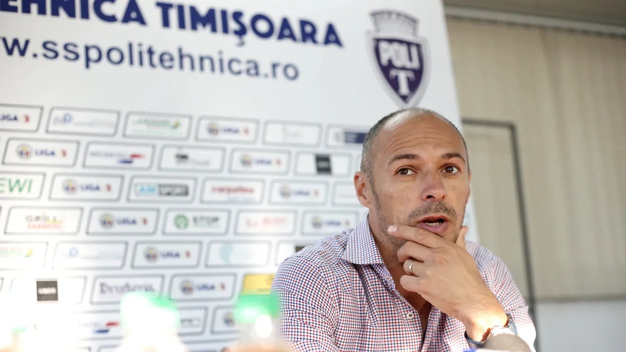 FC Botoşani s-a despărţit de antrenorul Bogdan Andone