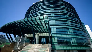 COMENTARIU | Identitatea naţională, la fel ca moneda de 1 ban – ambele există, dar nu mai sunt în circulaţie