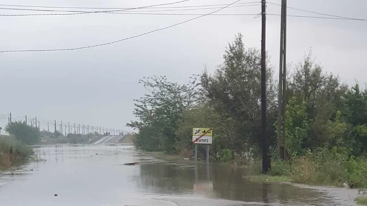 Infotrafic: Circulaţia s-a reluat pe DN 26, între Galaţi şi Vaslui