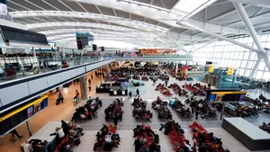 Captură impresionantă pe aeroportul Heathrow. Trei persoane, prinse cu cocaină în valoare de 2 milioane de lire sterline. FOTO