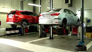 Invenţia unui IT-ist din Iaşi te ajută să-ţi vezi maşina la service, prin ochii mecanicului