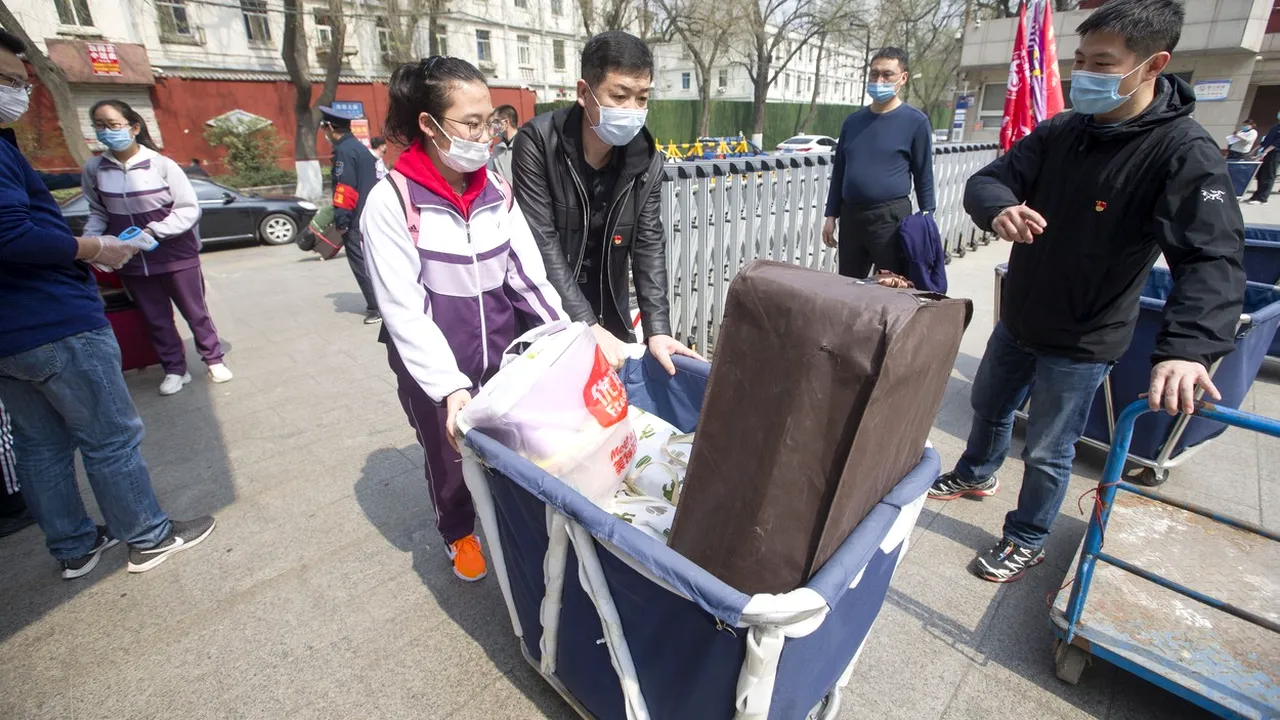 Până la 10% din pacienţii vindecaţi în Wuhan au testat din nou pozitiv după externare - STUDIU