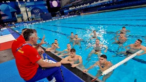 Team România - Primele antrenamente la înot, polo şi gimnastică a sportivilor români la Paris