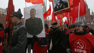 Comuniştii şi alţi nostalgici ai Uniunii Sovietice sărbătoresc 130 de ani de la naşterea lui Stalin