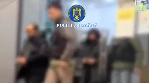 Patru frați minori erau obligați de părinți și unchi să cerșească în Capitală