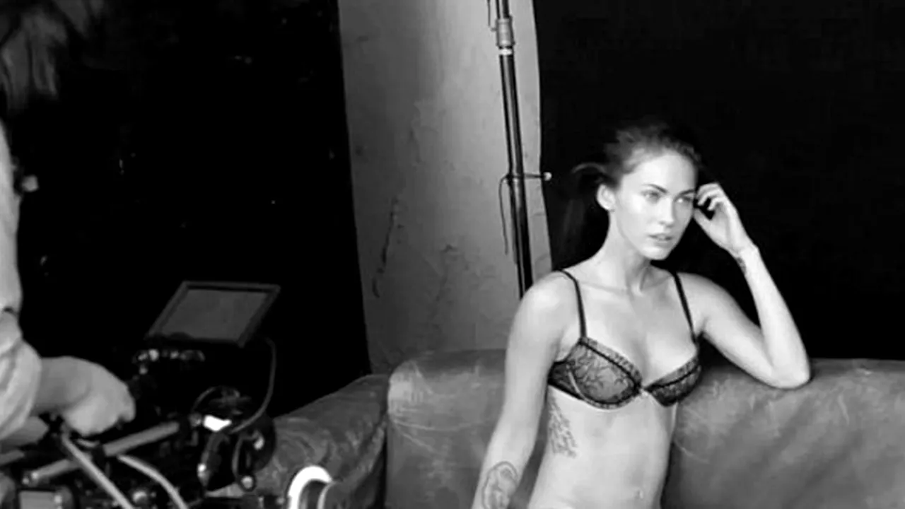 Megan Fox anorexică? Vezi cum arată fără machiaj şi retuşuri - VIDEO