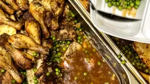 Quinoa cu legume, tocană de legume cu orez brun sau sandvici cu piept de pui la grătar, printre recomandările INSP pentru masa în şcoli. Lista completă