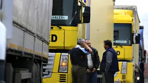 Amenzi mari pentru transportatorii care depăşesc perioada zilnică de condus