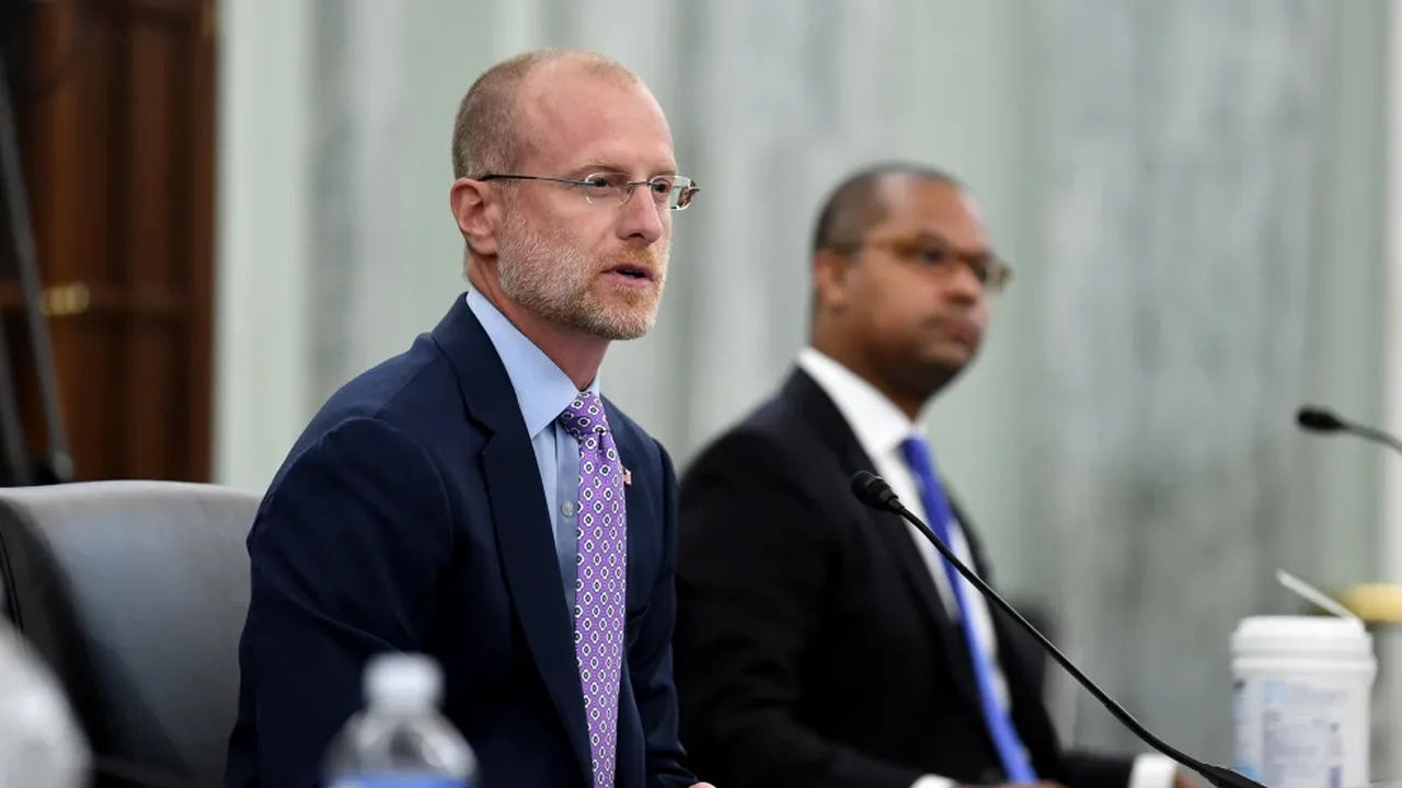 Trump îl numeşte pe Brendan Carr preşedinte al Comisiei Federale de Comunicaţii