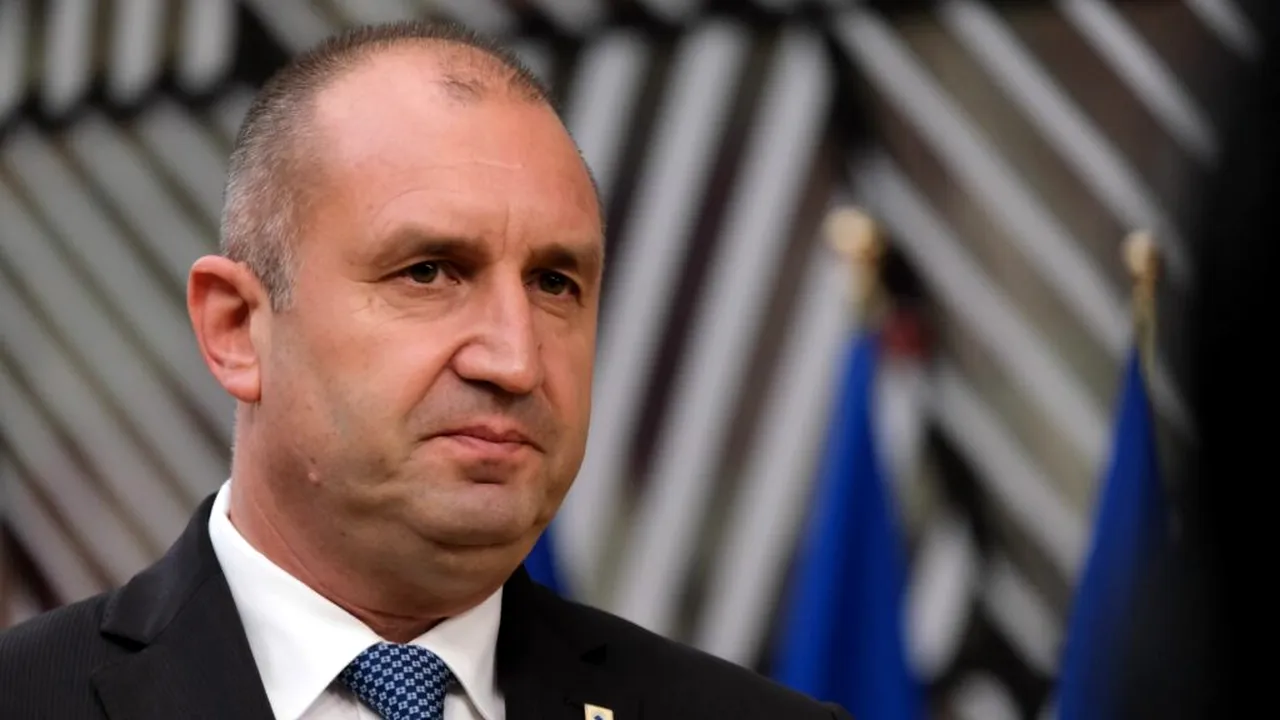 Radev primește undă verde. Liderul alegerilor, chemat să formeze noul guvern al Bulgariei