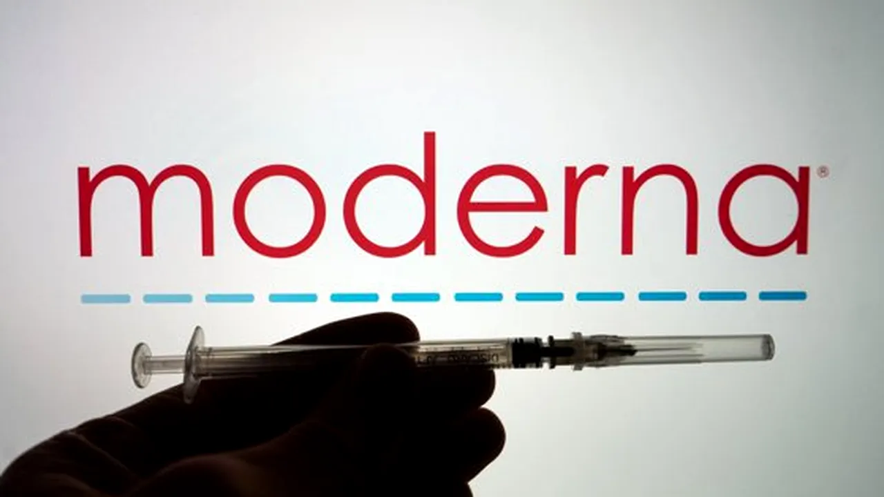 Când va fi gata vaccinul împotriva noi varinate Omicron. Moderna a mobilizat sute de specialişti
