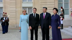 Relațiile economice China–Franța. China cere „mediu echitabil” pentru firmele chineze în Franța, în schimbul creșterii importurilor