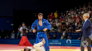 Moldova a obţinut prima medalie la Jocurile Olimpice. Denis Vieru, bronz la judo