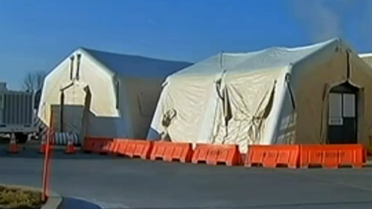Un spital din Pennsylvania a deschis un centru de triere de urgenţă pentru gripă într-un cort - VIDEO