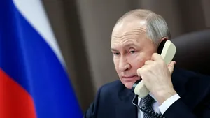 Ce conversații „nucleare” poartă Vladimir Putin cu Donald Trump la telefon: Rusia a propus SUA să mute uraniul îmbogățit al Iranului la Moscova. Ce a răspuns Trump