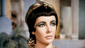 FOTO Cum arată nepoata actriţei Elizabeth Taylor, singura care i-a moştenit faimoşii ochi 