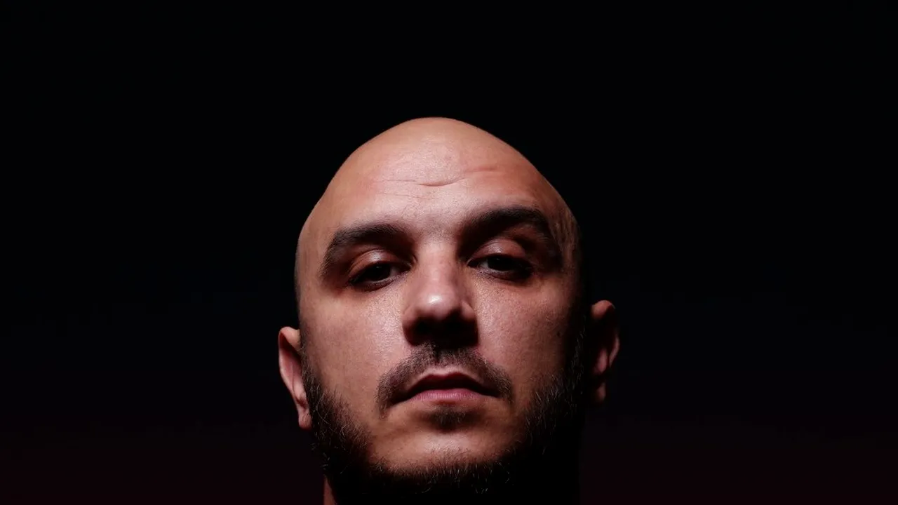 Cântăreţul Guess Who, prins drogat la volan