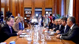 CONSENS politic, privind Codul Fiscal - Dragnea: Partidele au convenit TVA de 20% din 2016 şi de 19% din 2017. Ponta: Salut şi mă bucură acordul - FOTO